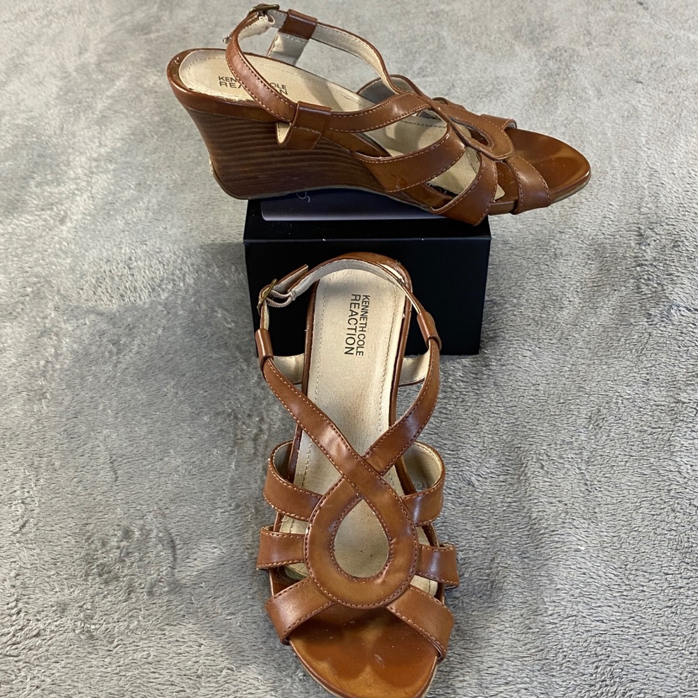 Kenneth Cole Reaction Wedge Sandals Womens 8.5 Brown Strappy Buckle Open Toe